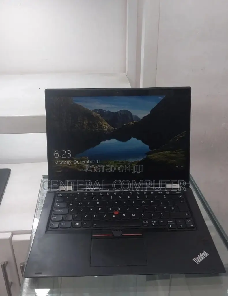 New Laptop Lenovo ThinkPad Yoga 16GB Intel Core I7 SSD 512GB