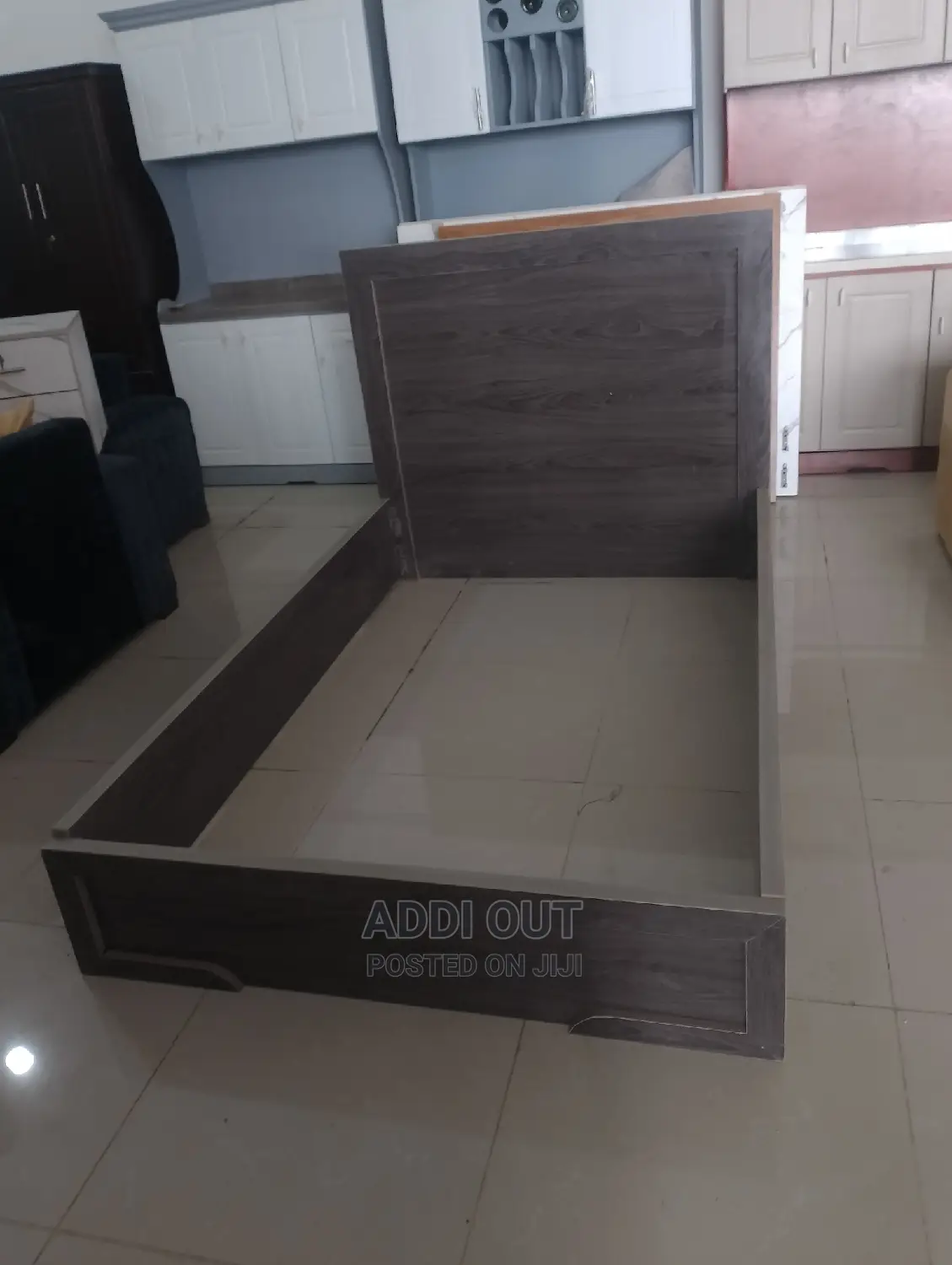 1.20 ላምኔት አልጋ/Beds