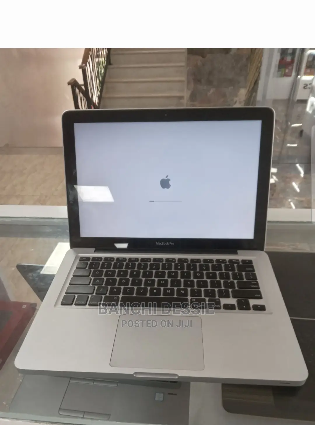 Laptop Apple MacBook 2011 8GB Intel Core I5 SSD 512GB