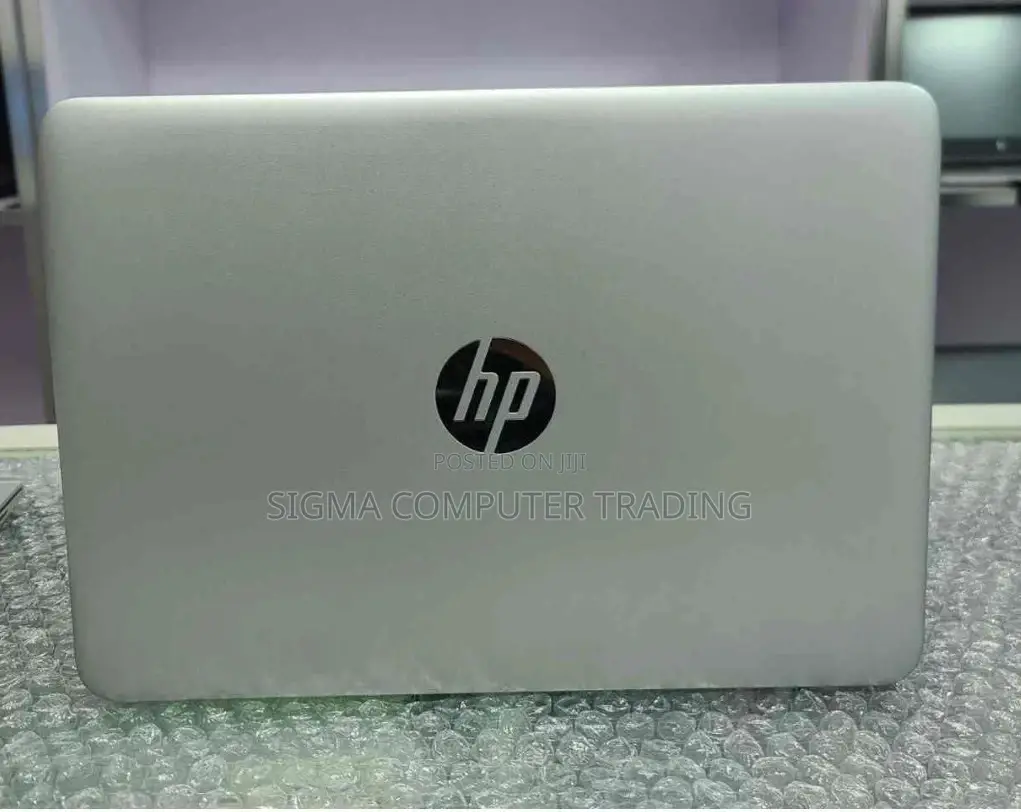 New Laptop HP EliteBook 820 G3 8GB Intel Core I5 SSD 1T