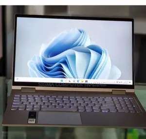 New Laptop Lenovo Yoga 700 12GB Intel Core I7 SSD 512GB