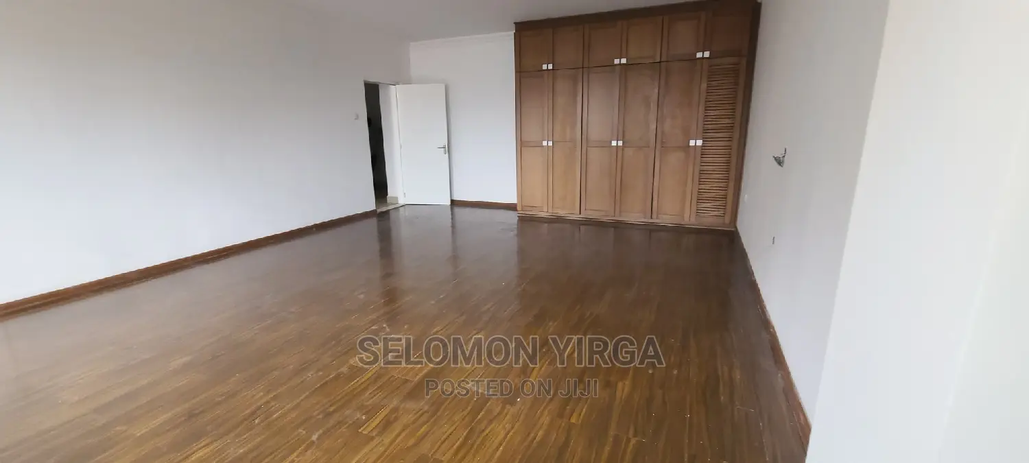 3bdrm Apartment in Adids Abab, Bole for rent