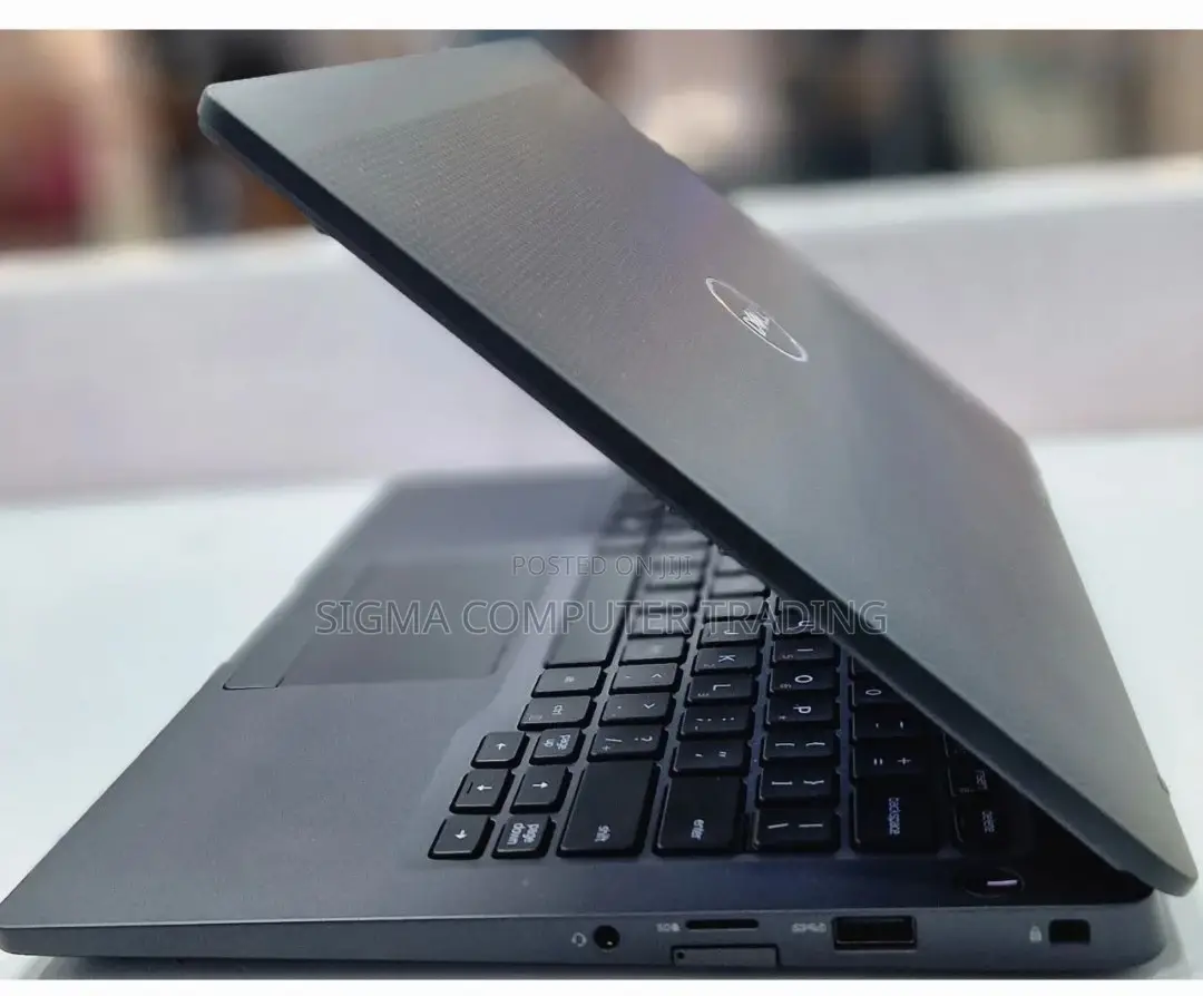 New Laptop Dell Latitude 7400 8GB Intel Core I5 SSD 512GB