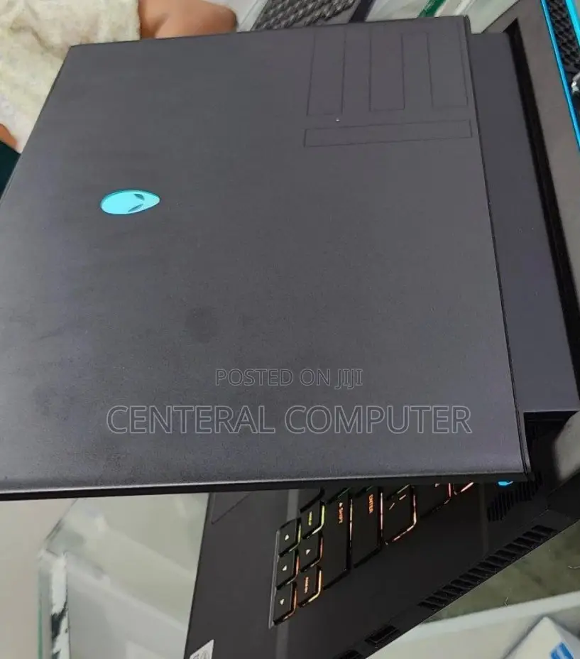 New Laptop Alienware Area-51m 32GB Intel Core I9 SSD 1T
