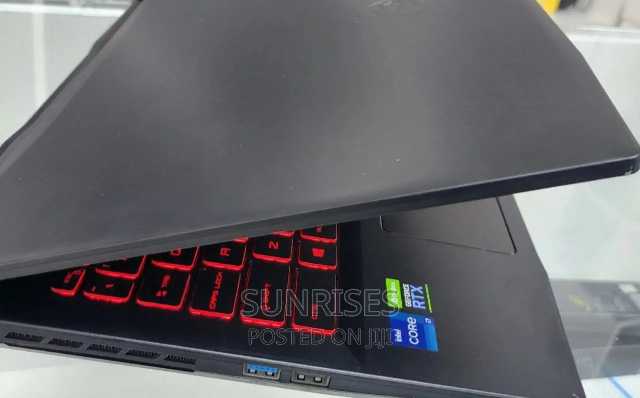 New Laptop MSI Katana GF66 16GB Intel Core I7 SSD 512GB