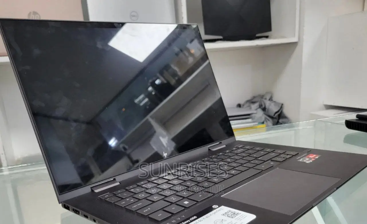 New Laptop HP Spectre X360 16GB AMD Ryzen 7 SSD 512GB