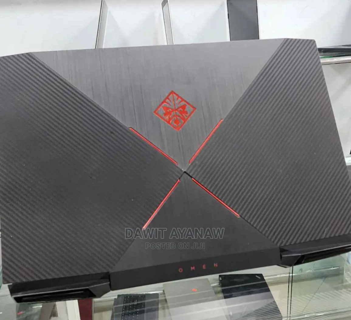 New Laptop HP Omen Pro 8GB Intel Core I7 SSD 1T