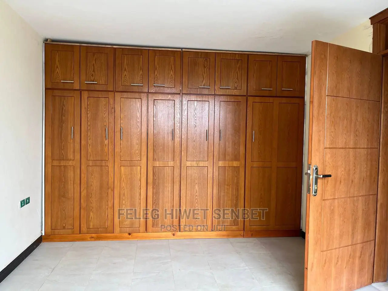 Furnished 5bdrm House in አአ, Bole for sale