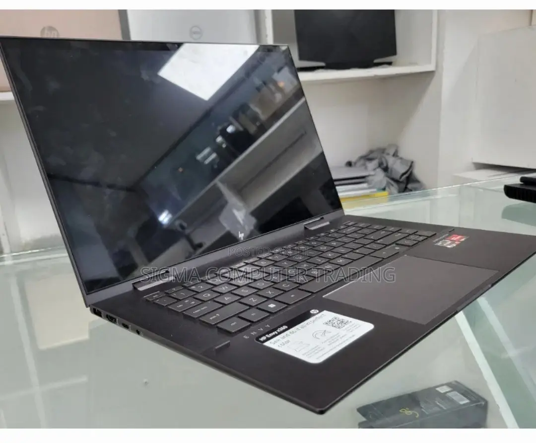New Laptop HP Envy X360 16GB AMD Ryzen 7 SSD 512GB