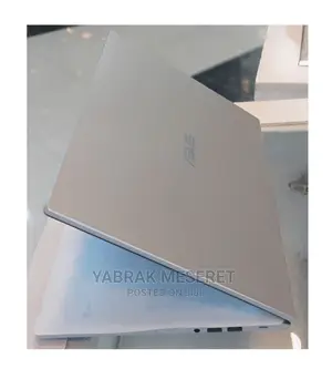 New Laptop Asus VivoBook 15 X505BA 4GB Intel Xeon SSD 128GB