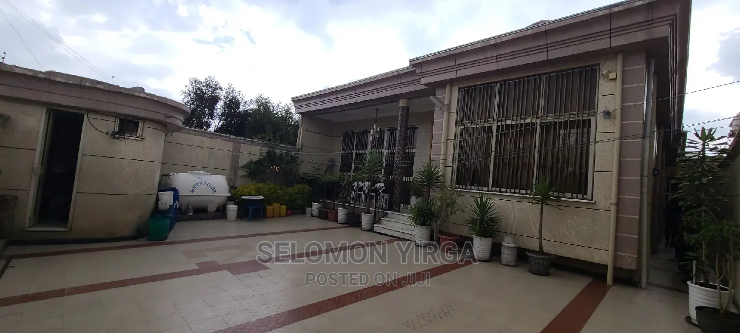 4bdrm Villa in አድስ አበባ, Yeka for rent