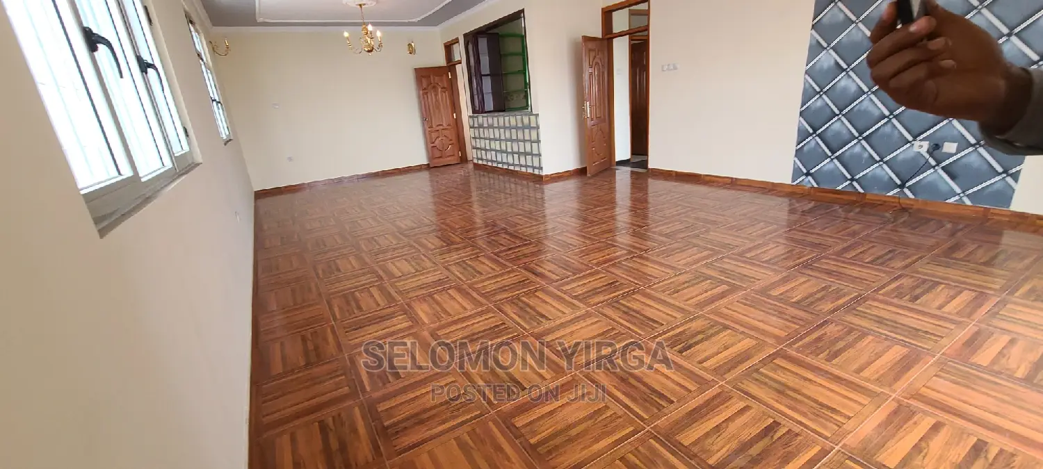 3bdrm Villa in አድስ አበባ, Yeka for rent