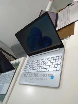 New Laptop HP Stream Notebook 8GB Intel Core I3 SSD 512GB
