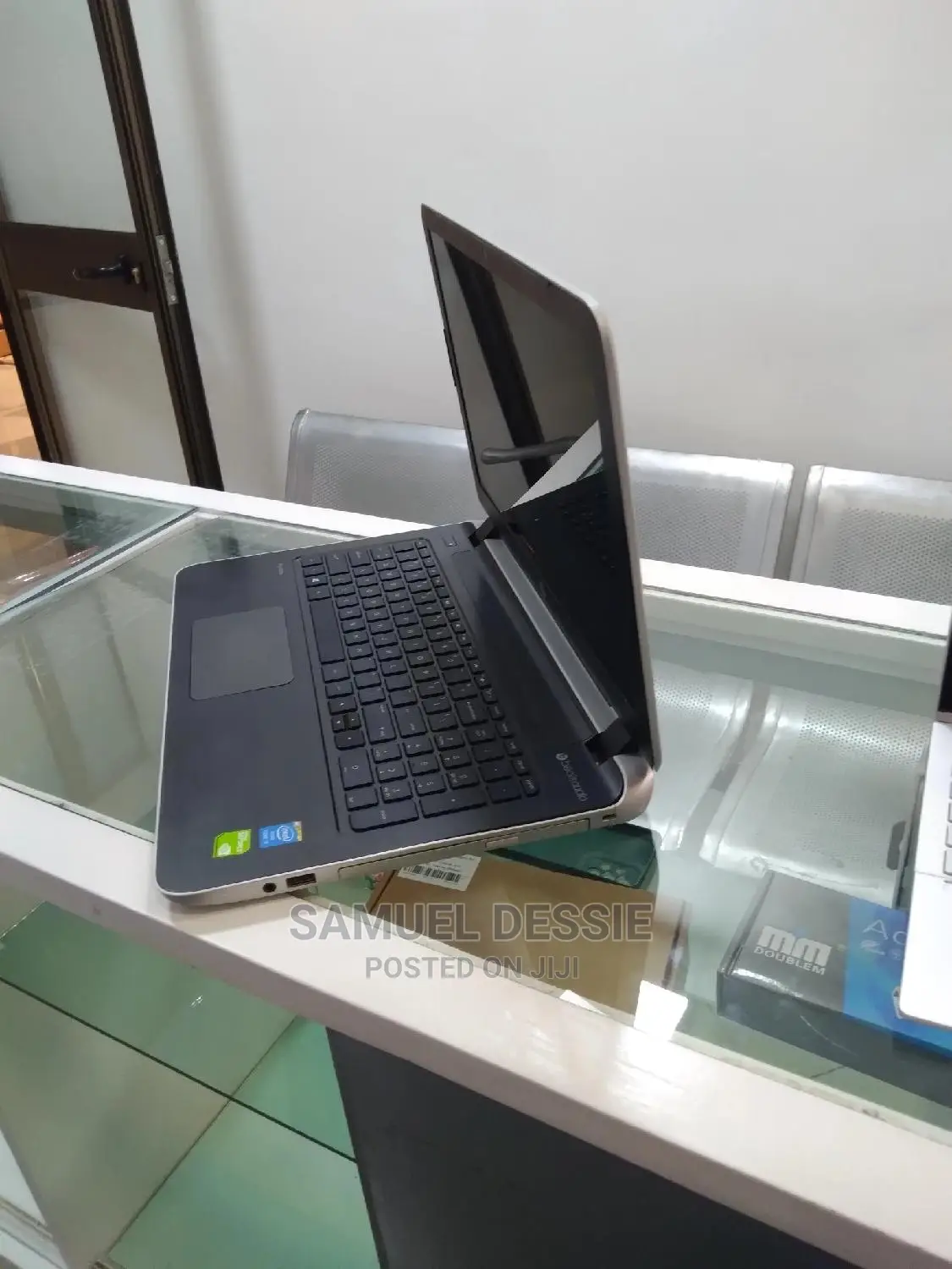 New Laptop HP Pavilion 15 8GB Intel Core I7 HDD 1T