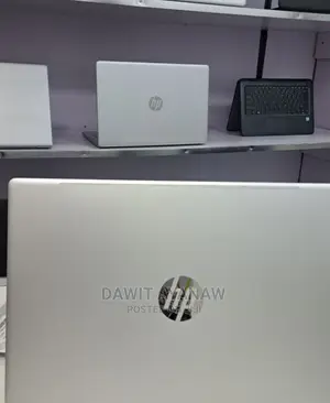 New Laptop HP Pavilion 14 8GB Intel Core I5 SSD 16 GB