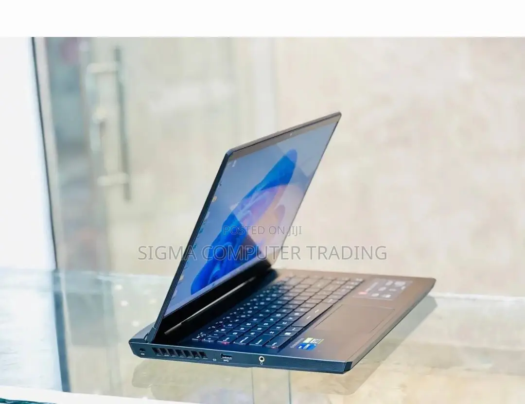 New Laptop MSI GP75 Leopard 16GB Intel Core I7 SSD 1T