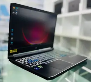 Photo - New Laptop Acer Predator Helios 300 16GB Intel Core I9 SSD 512GB