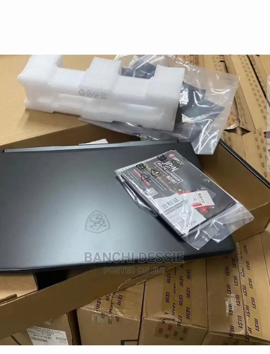 New Laptop MSI GE66 Raider 16GB Intel Core I7 SSD 1T