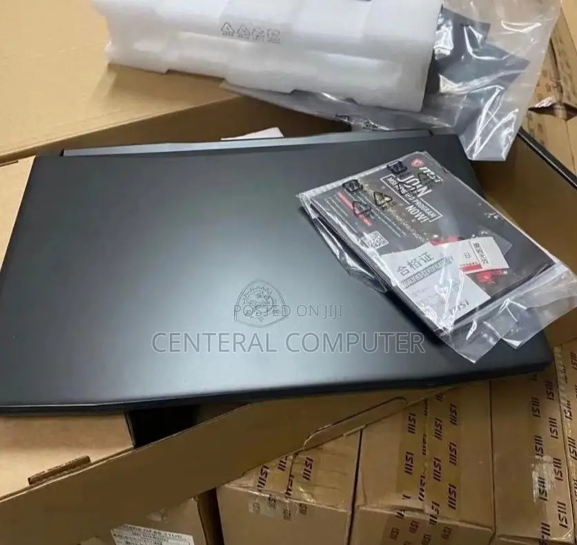 New Laptop MSI GE66 Raider 16GB Intel Core I7 SSD 1T