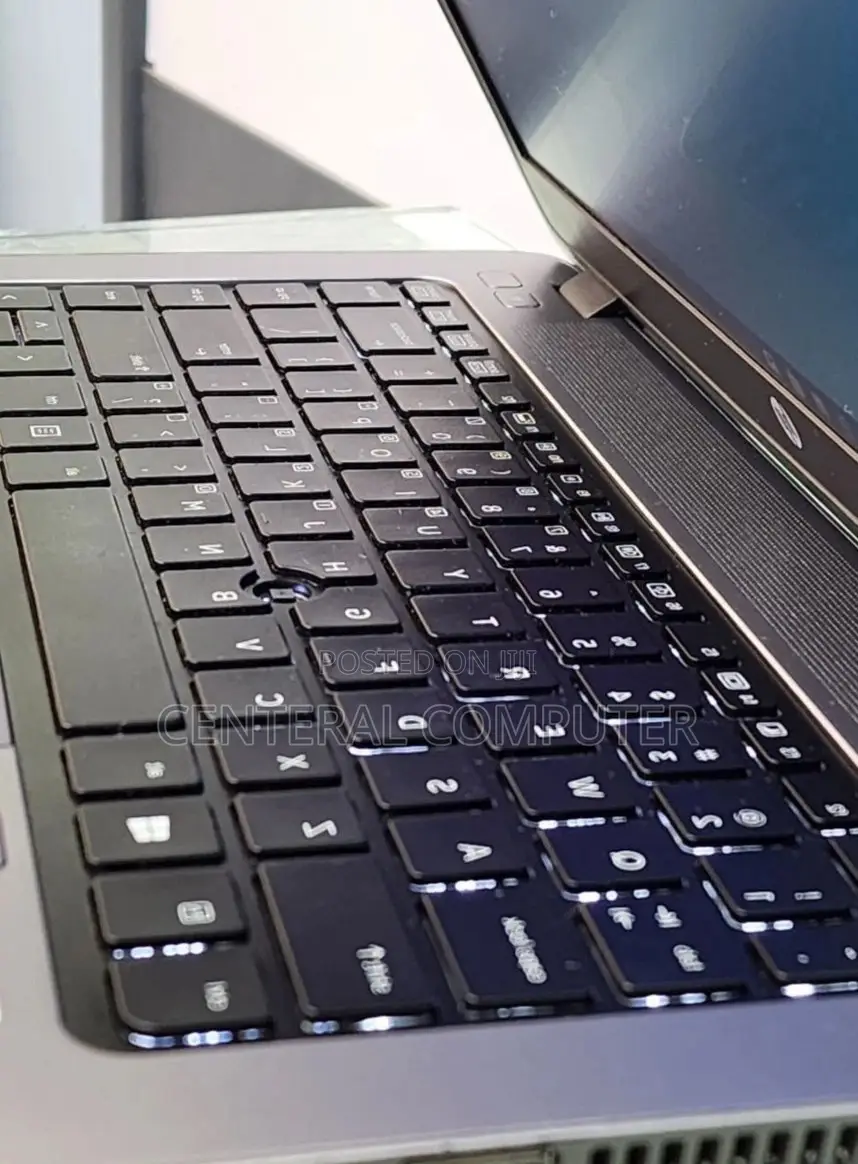 New Laptop MSI GE66 Raider 16GB Intel Core I7 SSD 1T