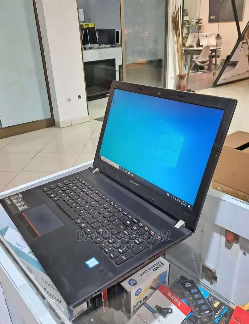 New Laptop Lenovo IdeaPad 1 8GB Intel Core I7 HDD 1T