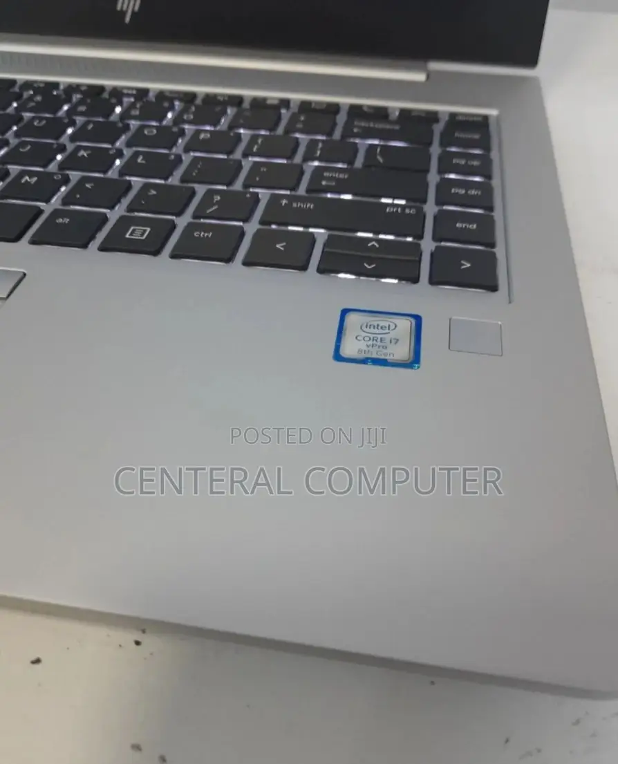 New Laptop HP 250 G5 8GB Intel Core I7 SSD 512GB