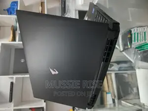 New Laptop Gigabyte AORUS 15P 16GB Intel Core I7 SSD 512GB