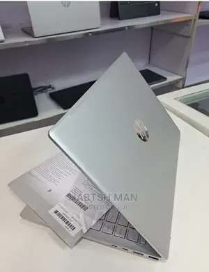 Photo - New Laptop HP Pavilion 15 16GB Intel Core I5 SSD 512GB