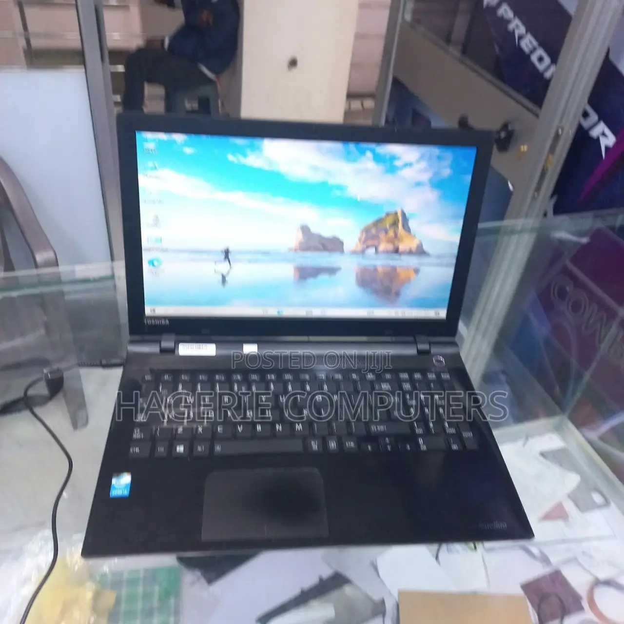 New Laptop Toshiba Satellite P50 4GB Intel Core I3 HDD 500GB