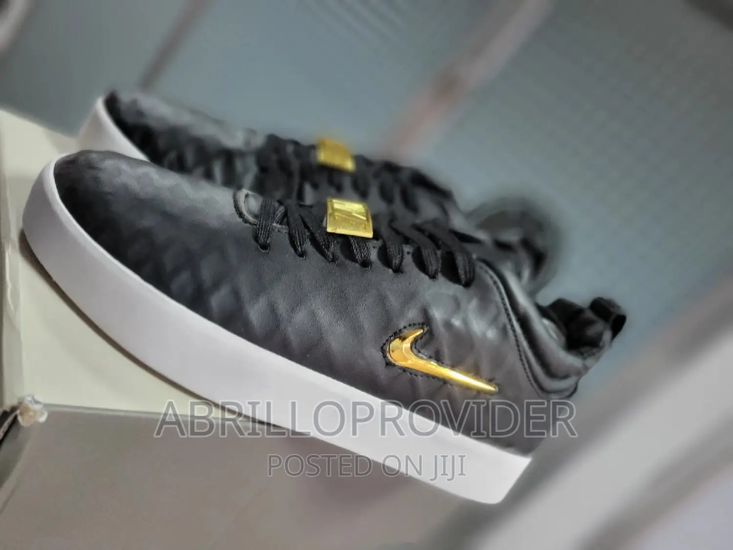 Nike Tiempo 17