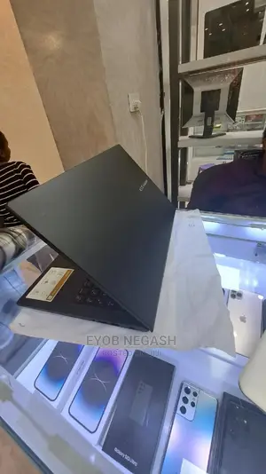 New Laptop Asus VivoBook 15 X505BA 16GB Intel Core I7 SSD 512GB