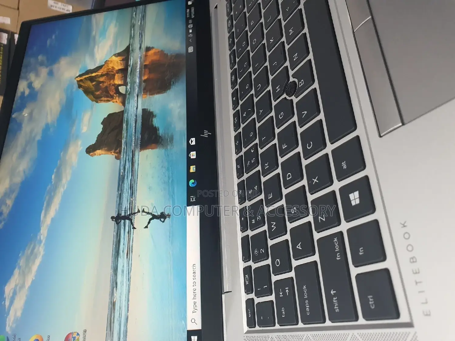 New Laptop HP EliteBook 840 G8 8GB AMD Ryzen 7 SSD 512GB