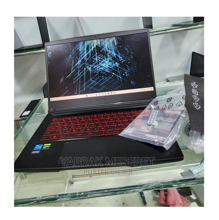 New Laptop MSI 8GB Intel Core I5 SSD 256GB