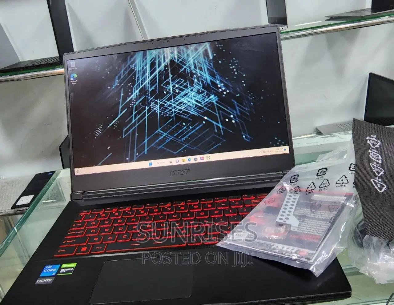 New Laptop MSI GF63 8GB Intel Core I5 SSD 256GB