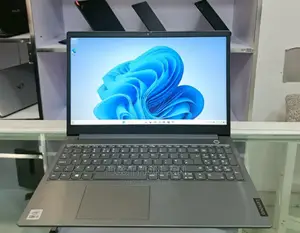 Photo - New Laptop Lenovo ThinkPad Yoga 8GB Intel Core I5 SSD 512GB