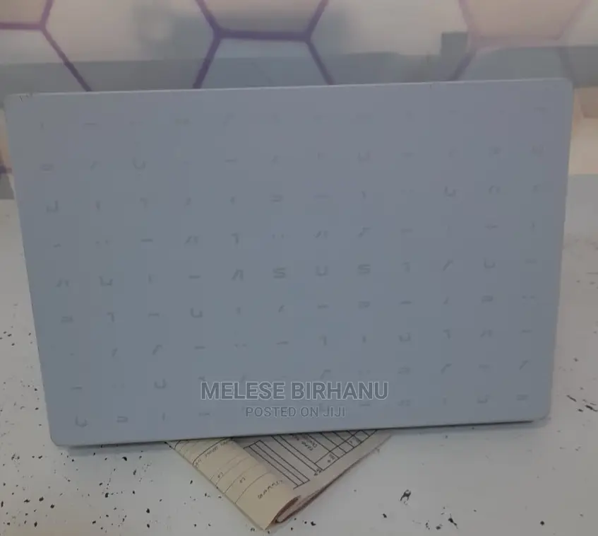 New Laptop Asus Vivobook E410M 4GB SSD 128GB