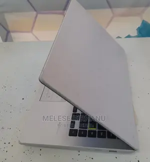 New Laptop Asus Vivobook E410M 4GB SSD 128GB