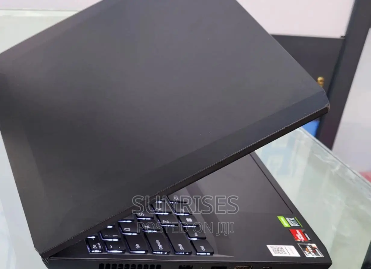 New Laptop Lenovo Ideapad 3 16GB AMD Ryzen 5 SSD 512GB