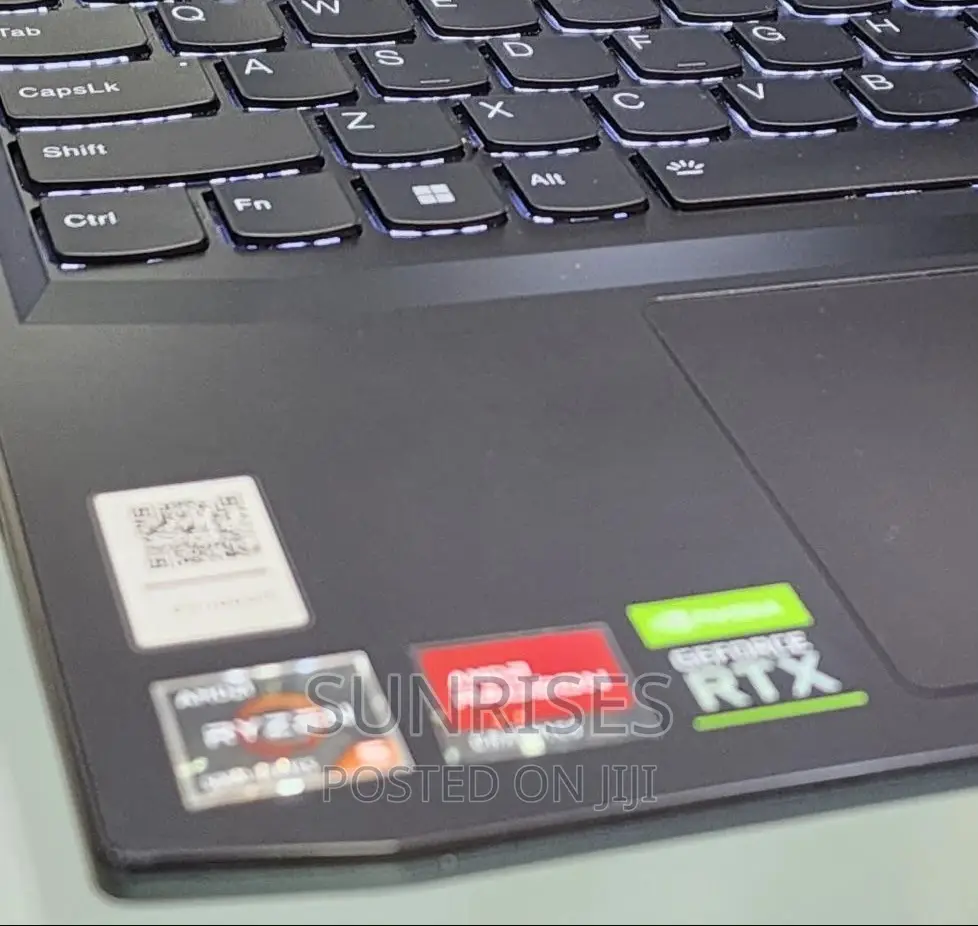 New Laptop Lenovo Ideapad 3 16GB AMD Ryzen 5 SSD 512GB