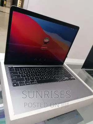 New Laptop Apple MacBook Pro M1 8GB Apple M1 SSD 256GB