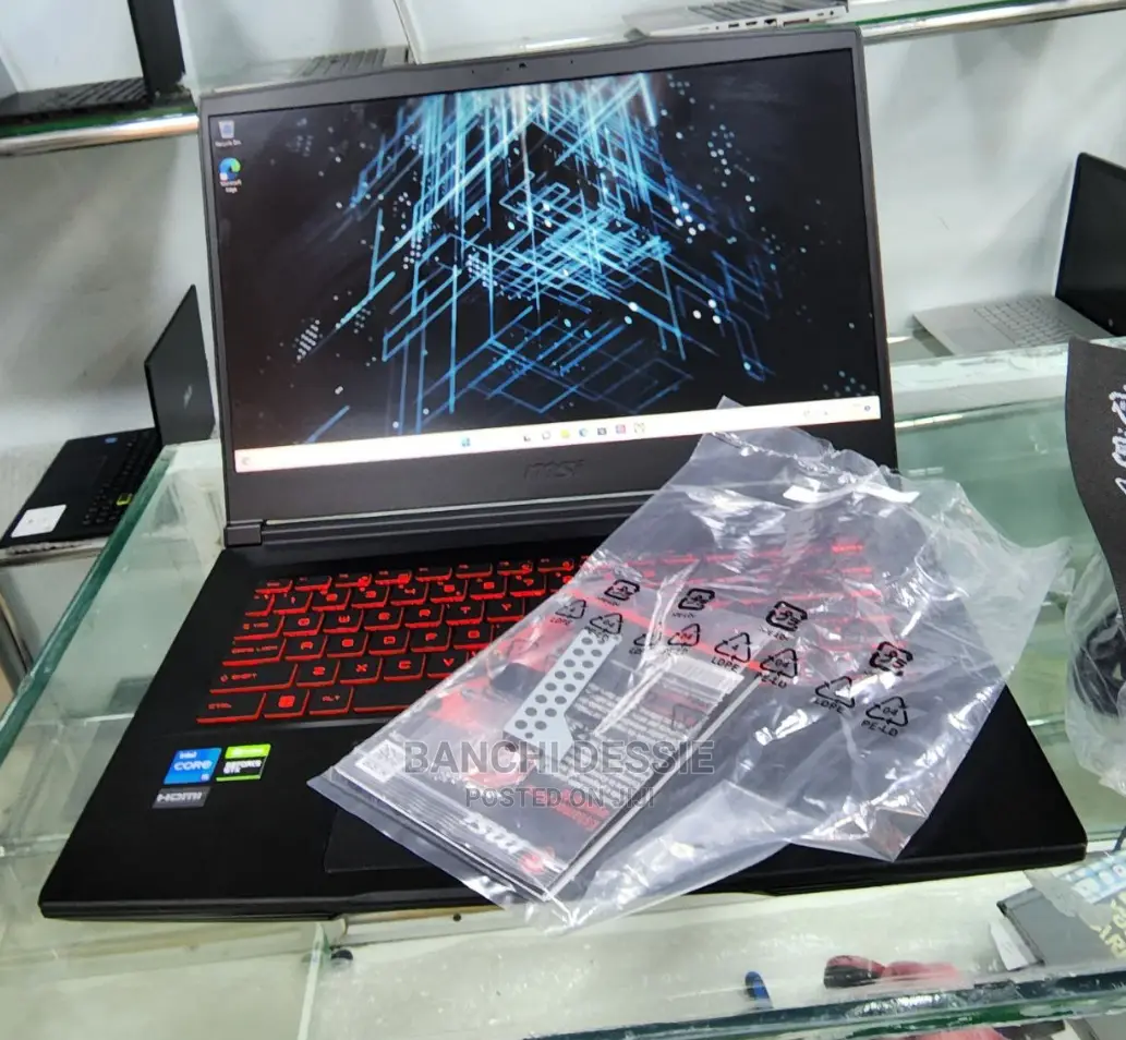 New Laptop MSI GF63 8GB Intel Core I5 SSD 256GB