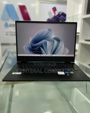 Photo - New Laptop HP Omen 16 16GB Intel Core I5 SSD 512GB