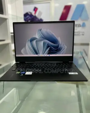 New Laptop HP Omen 16 16GB Intel Core I5 SSD 512GB