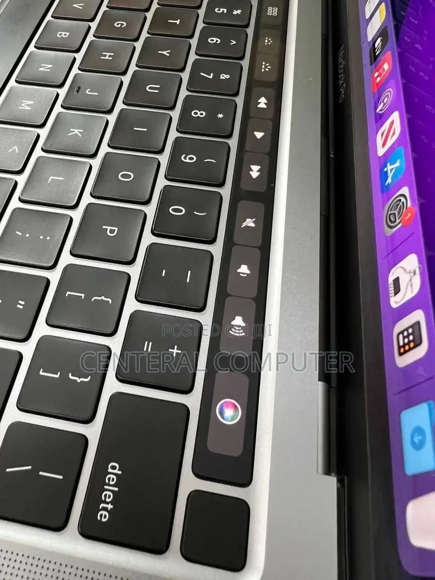 New Laptop Apple MacBook 8GB Apple M1 SSD 256GB