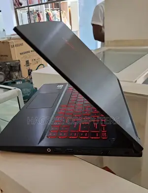 New Laptop MSI 16GB Intel Core I7 SSD 512GB