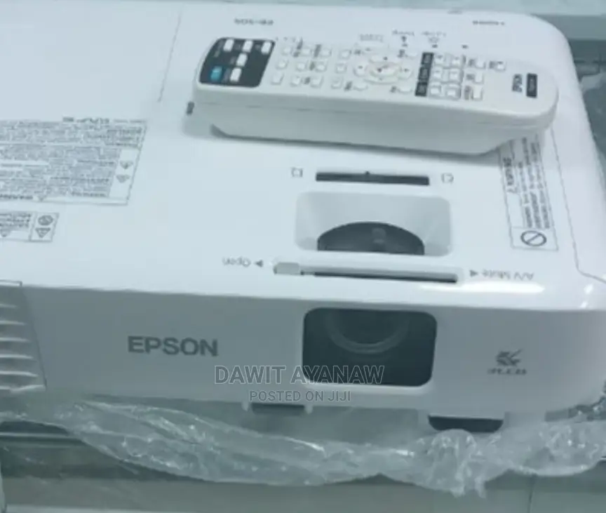 Epson Projector EB_S05