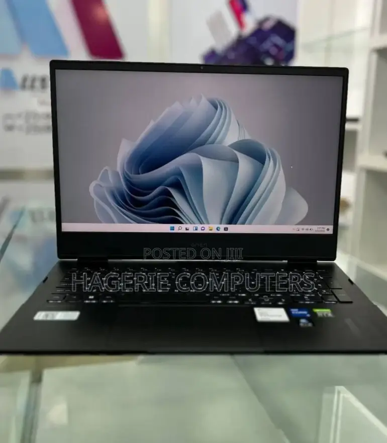 New Laptop HP Omen 16 16GB Intel Core I5 SSD 512GB