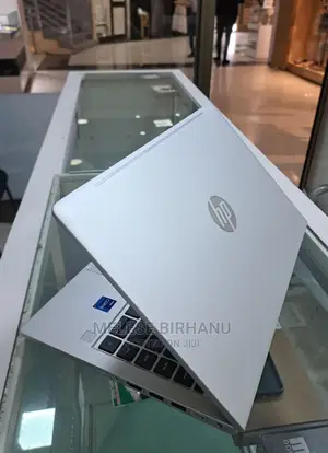 Photo - New Laptop HP ProBook 440 16GB Intel Core I7 SSD 512GB