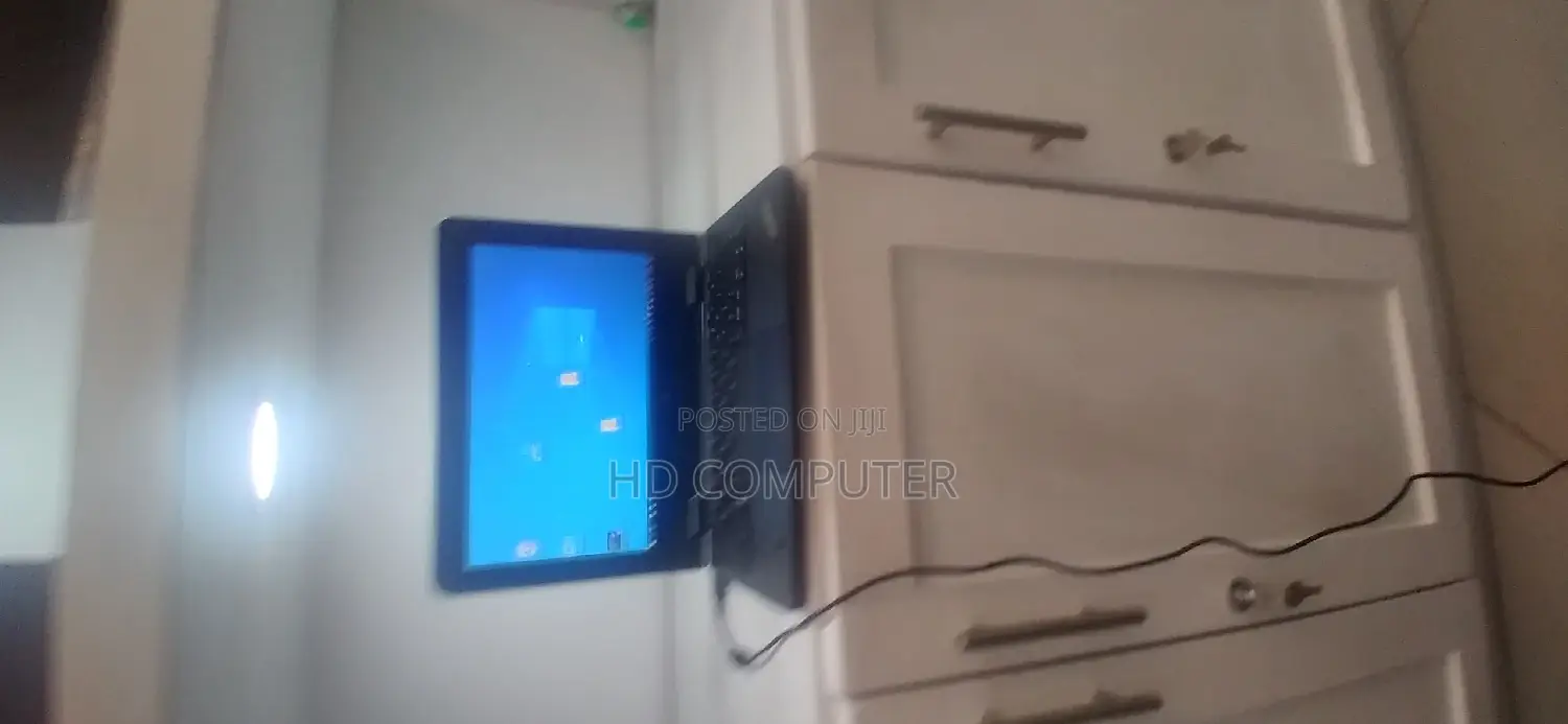 New Laptop Lenovo ThinkPad 11e 4GB Intel Core I7 HDD 500GB