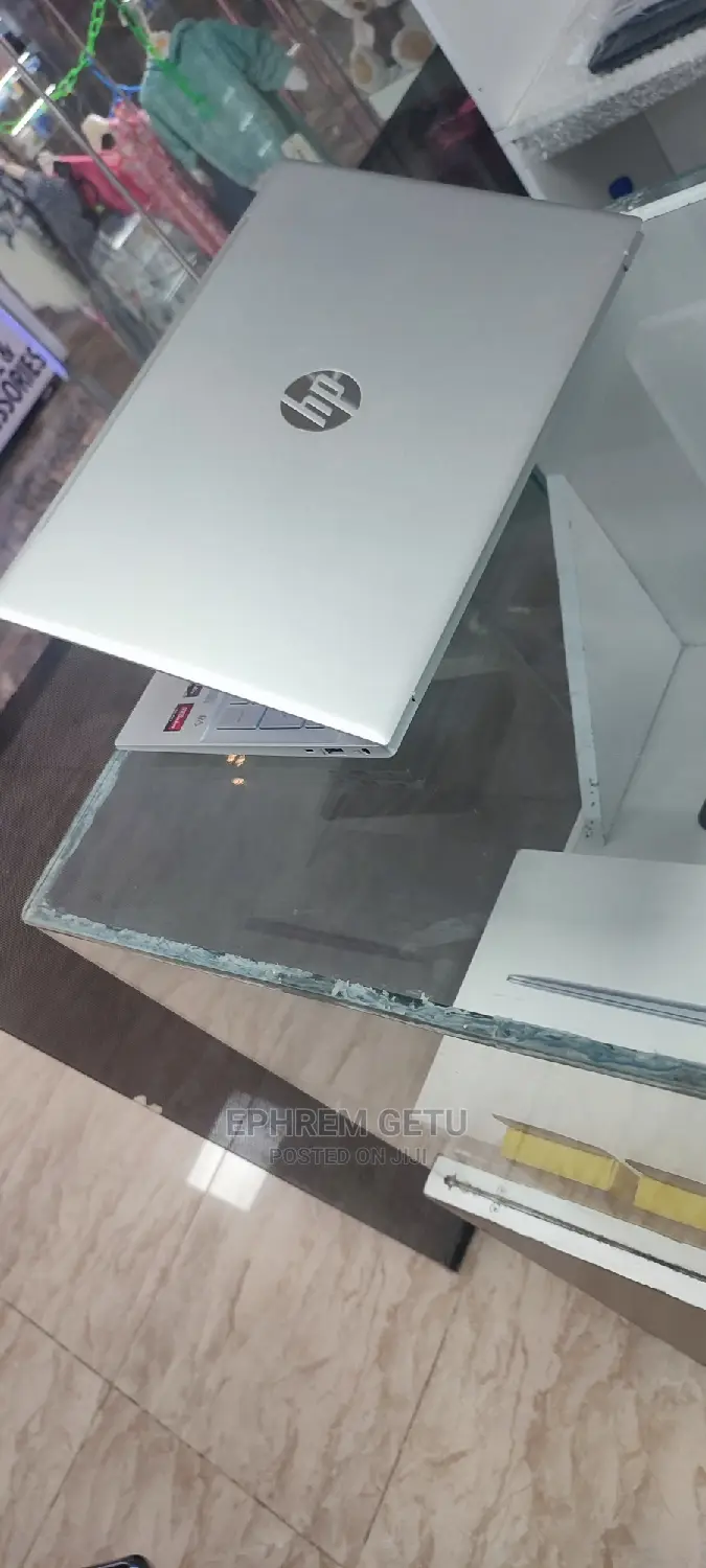 New Laptop HP Pavilion 15 8GB AMD Ryzen 5 SSD 512GB